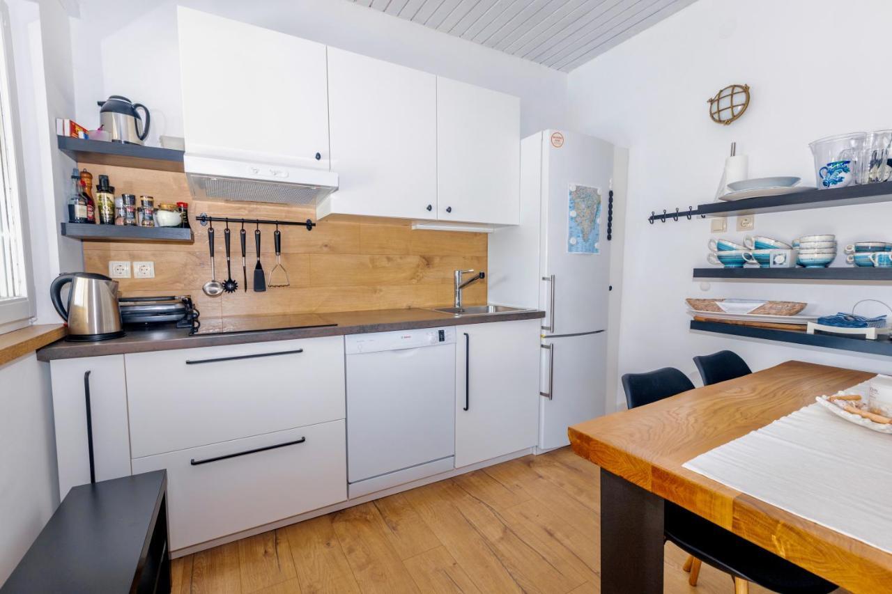 Residence Pecek Novigrad Istria Kültér fotó