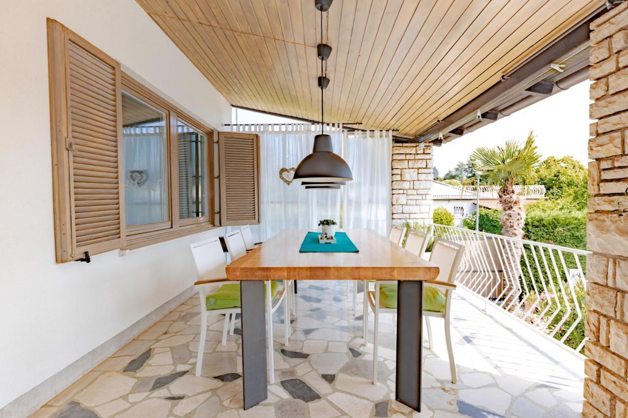Residence Pecek Novigrad Istria Kültér fotó