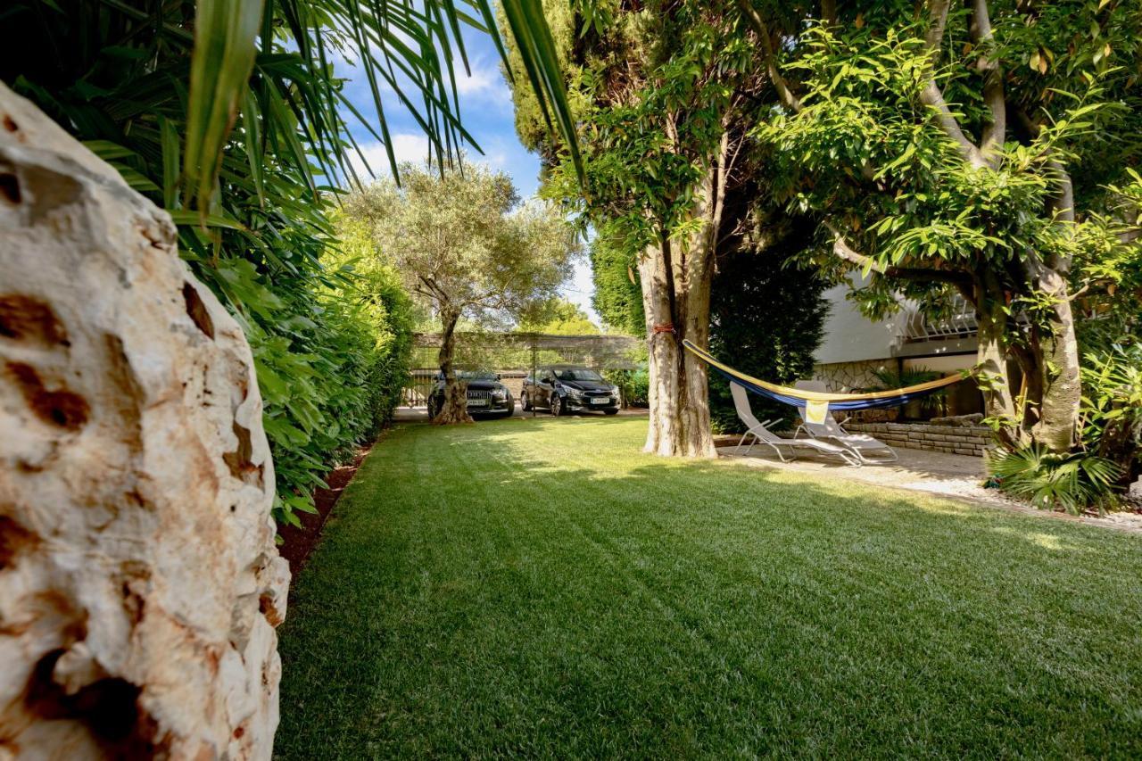 Residence Pecek Novigrad Istria Kültér fotó